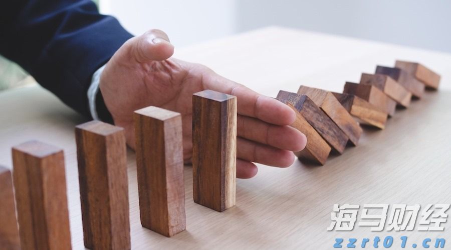 巴菲特在押注美联储降息的市场信号